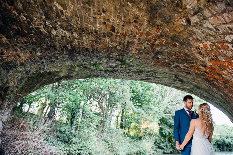 Pretty White Summer Informal Wedding http://www.jessicagracephotography.com/