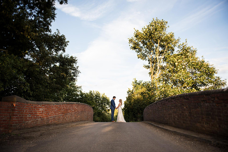 Pretty White Summer Informal Wedding http://www.jessicagracephotography.com/
