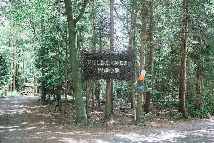 Wilderness Wood Indie Hand Made Outdoor Woodland Wedding http://www.ilariapetrucci.co.uk/
