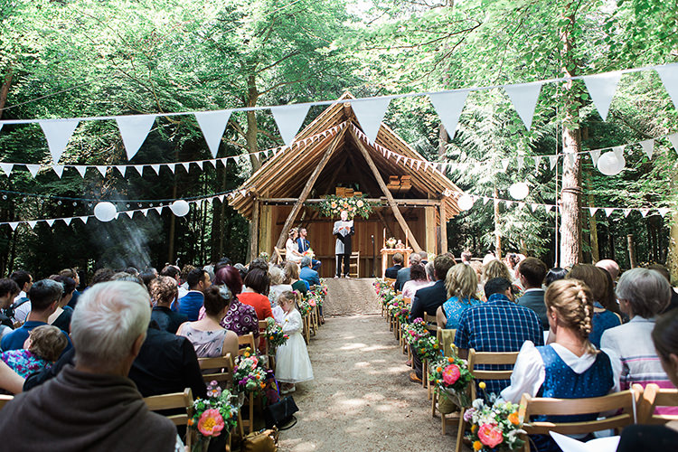 Indie Hand Made Outdoor Woodland Wedding http://www.ilariapetrucci.co.uk/
