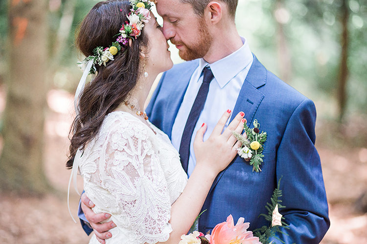 Indie Hand Made Outdoor Woodland Wedding http://www.ilariapetrucci.co.uk/