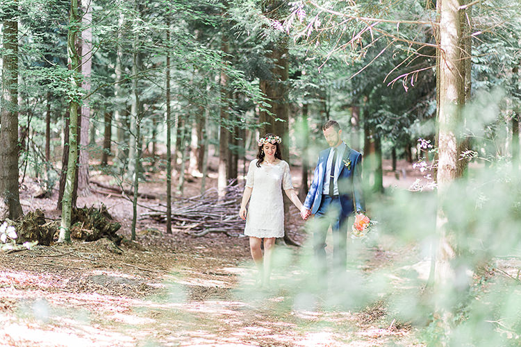 Indie Hand Made Outdoor Woodland Wedding http://www.ilariapetrucci.co.uk/