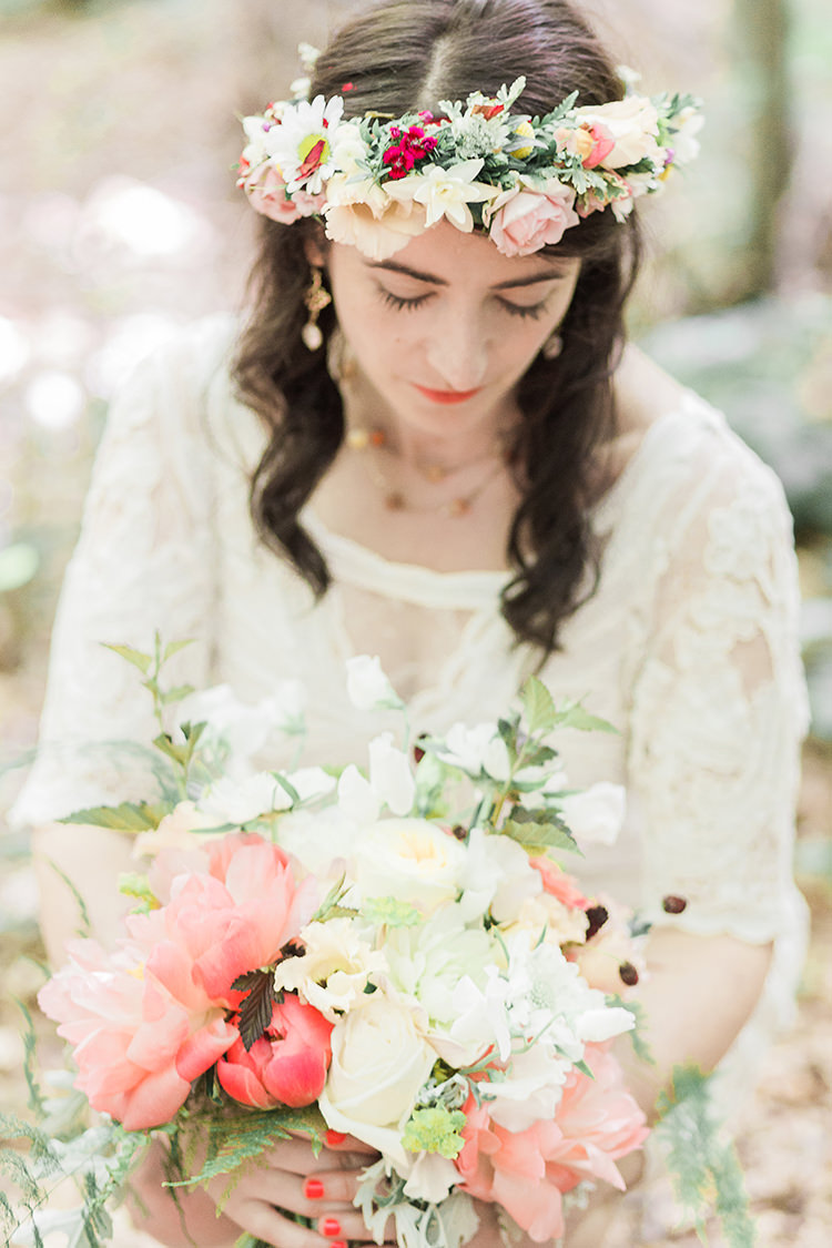 Flower Crown Bride Bridal Peach Pink Coral Cream Indie Hand Made Outdoor Woodland Wedding http://www.ilariapetrucci.co.uk/