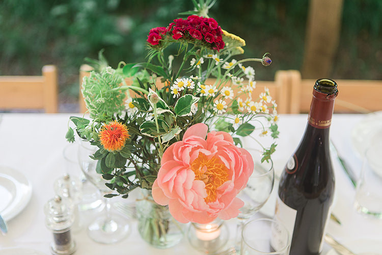 Indie Hand Made Outdoor Woodland Wedding http://www.ilariapetrucci.co.uk/