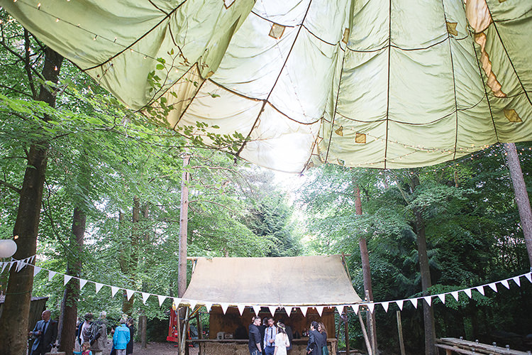 Indie Hand Made Outdoor Woodland Wedding http://www.ilariapetrucci.co.uk/