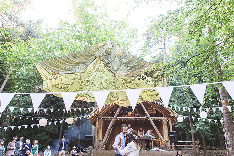 Indie Hand Made Outdoor Woodland Wedding http://www.ilariapetrucci.co.uk/