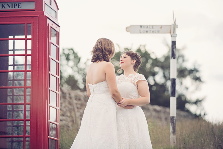 Home Made Colourful Barn Wedding http://www.tireedawson.co.uk/