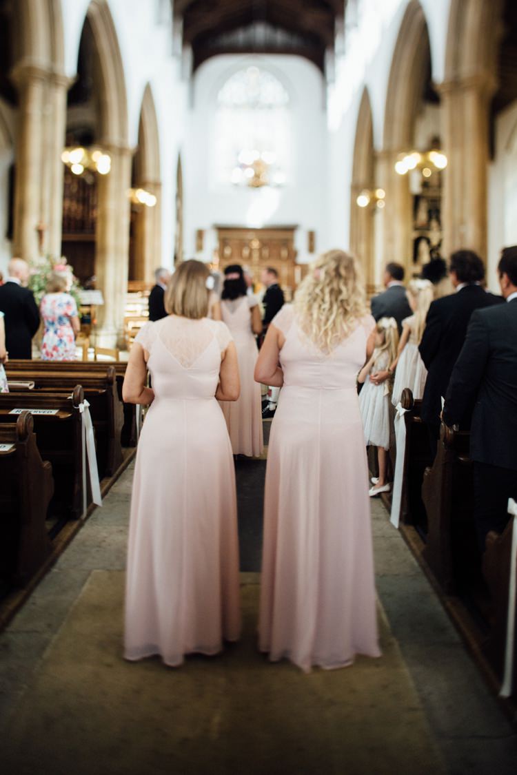Floral Country Folk Wedding http://www.colinclay.com/