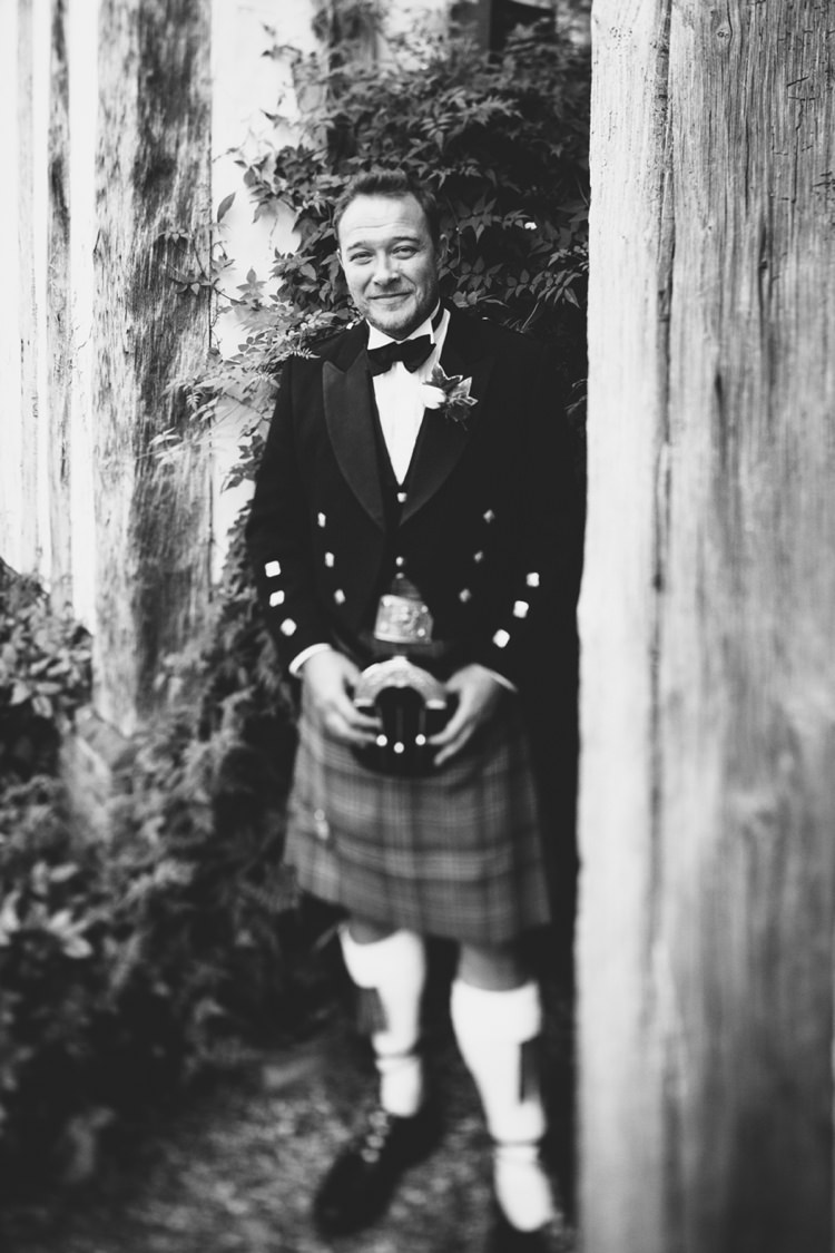 Kilt Groom Floral Country Folk Wedding http://www.colinclay.com/