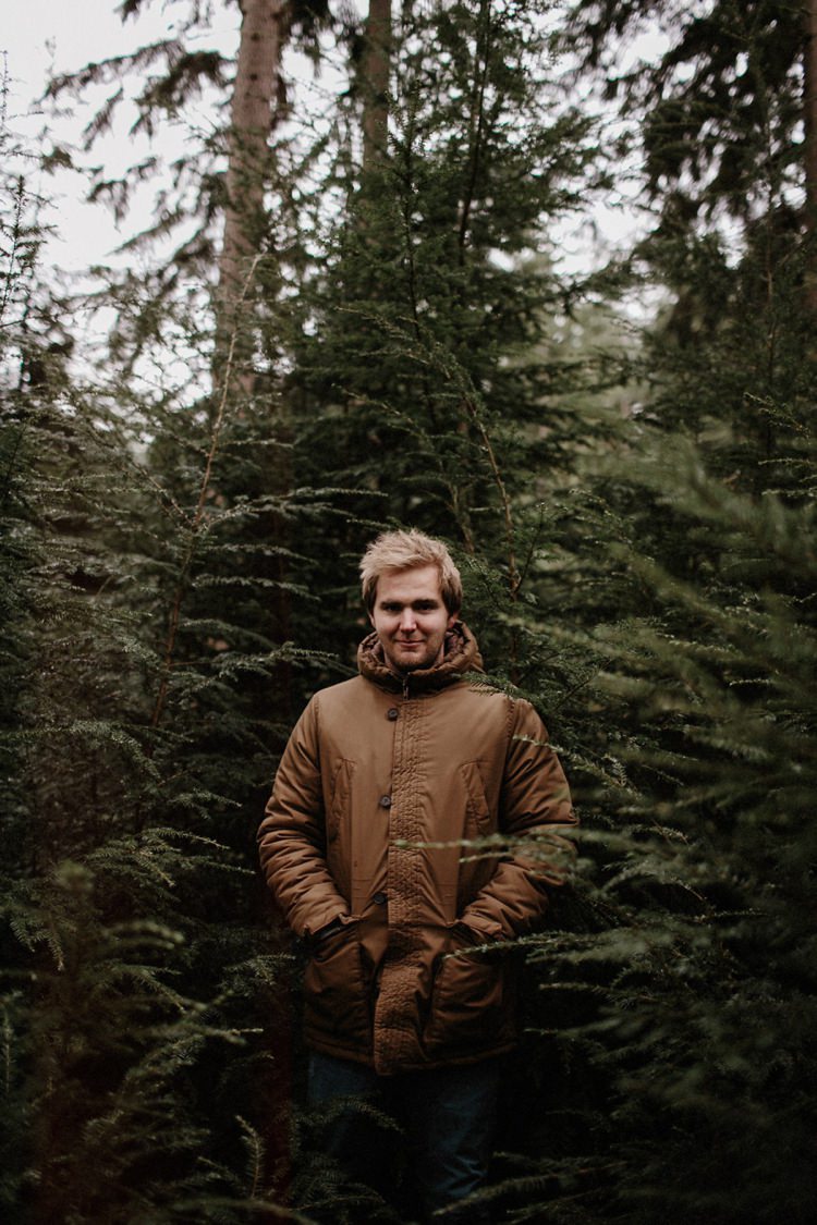 Forest Field Vintage VW Beetle Engagement http://www.beneathepines.com/