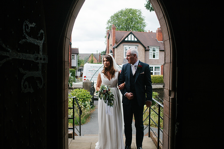 Stylish Outdoor Tipi Wedding http://www.danhoughphoto.com/