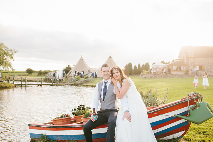 Stylish Outdoor Tipi Wedding http://www.danhoughphoto.com/