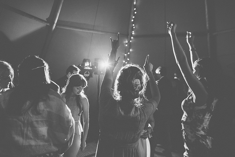 Stylish Outdoor Tipi Wedding http://www.danhoughphoto.com/