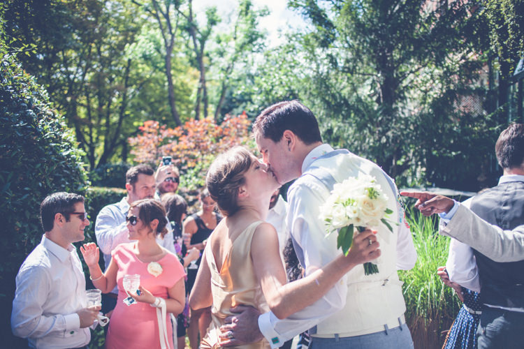 Romantic Parisian Garden Wedding http://www.eva-photography.com/