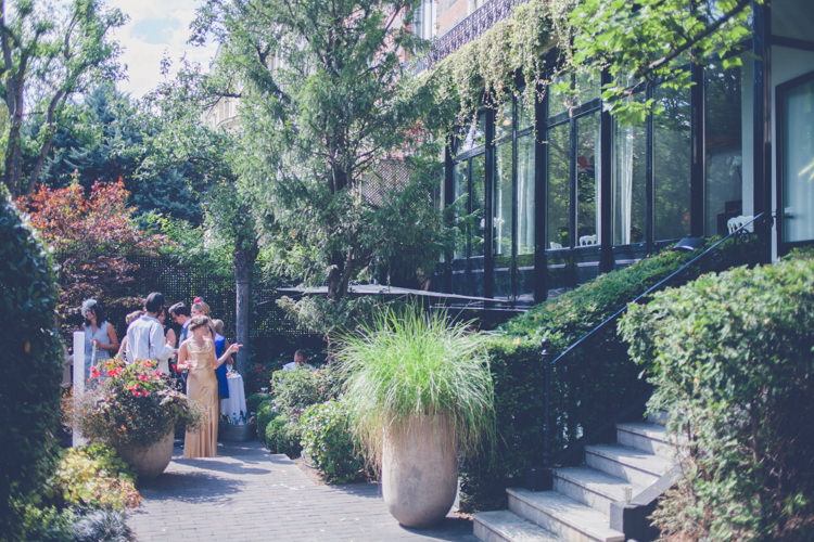 Romantic Parisian Garden Wedding http://www.eva-photography.com/