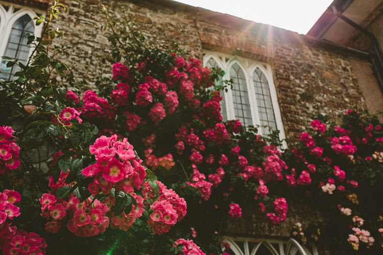 Country Crafty Colourful Weekend Party Wedding http://www.noeldeasington.com/