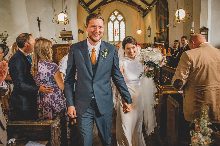 Country Crafty Colourful Weekend Party Wedding http://www.noeldeasington.com/
