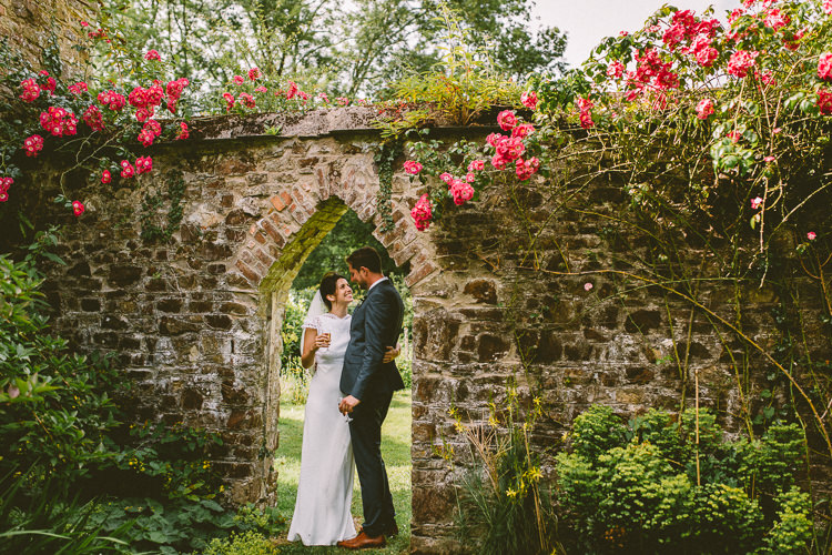 Country Crafty Colourful Weekend Party Wedding http://www.noeldeasington.com/