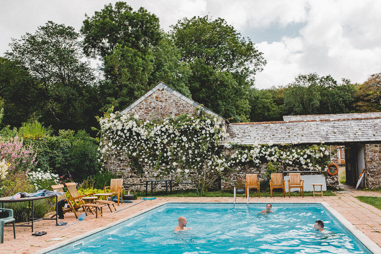 Country Crafty Colourful Weekend Party Wedding http://www.noeldeasington.com/