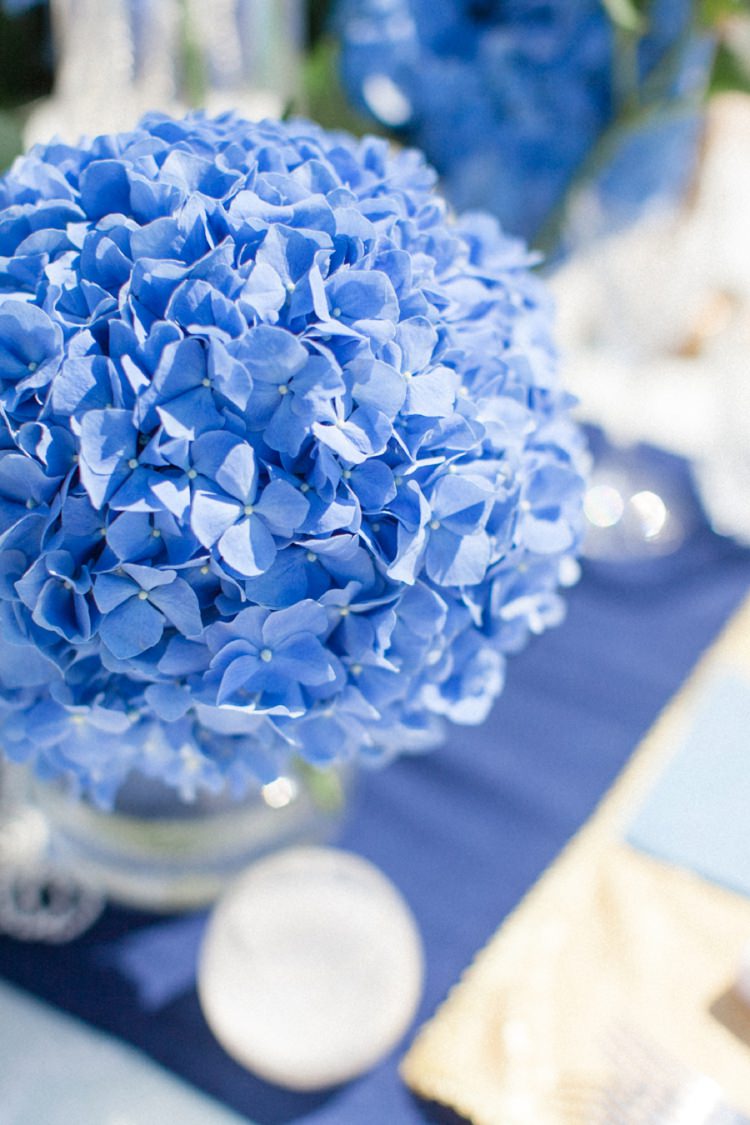 Hydrangeas Table Centrepiece Bohemian Blue White Santorini Engagement http://www.robertafacchini.com/
