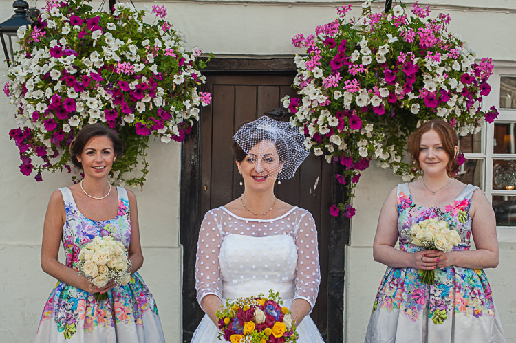 Riverside DIY Colourful Wedding http://www.robfarrellphotography.uk/