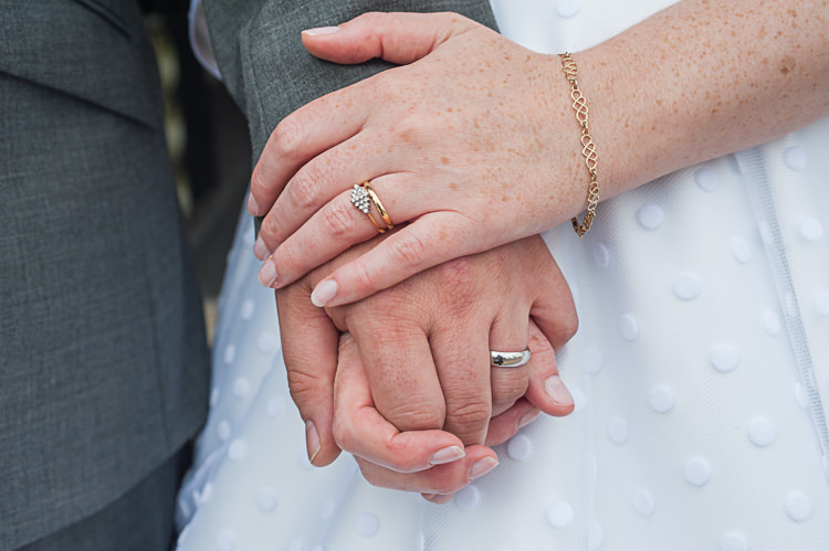 Riverside DIY Colourful Wedding http://www.robfarrellphotography.uk/