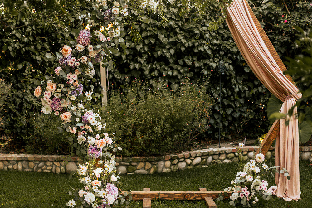 Backdrop Flowers Fabric Wedding Ideas Golden Vibes Photo