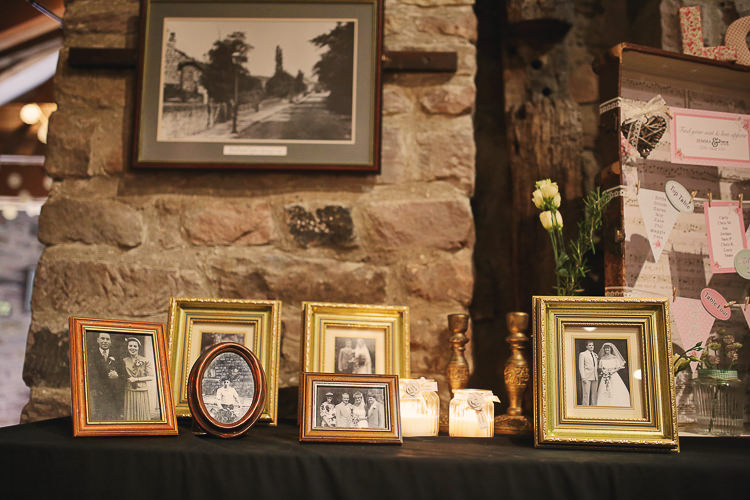 Stylish Pastel Rustic Barn Wedding http://helenrussellphotography.co.uk/ 