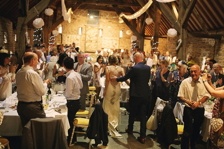 Stylish Pastel Rustic Barn Wedding http://helenrussellphotography.co.uk/ 