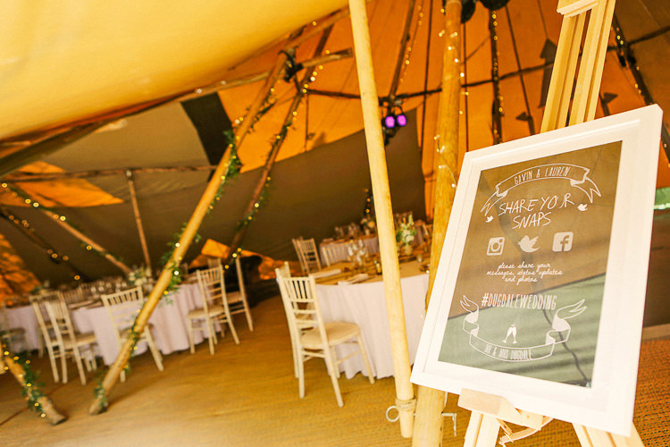 Rustic Laid Back Tipi Wedding http://helenrussellphotography.co.uk/