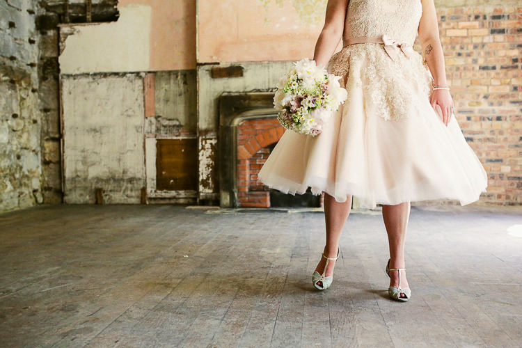 Rustic Laid Back Tipi Wedding http://helenrussellphotography.co.uk/