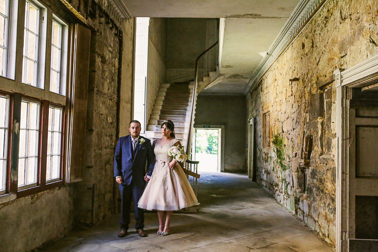 Rustic Laid Back Tipi Wedding http://helenrussellphotography.co.uk/