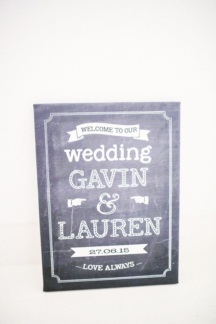 Black Board Chalk Stationery Sign Rustic Laid Back Tipi Wedding http://helenrussellphotography.co.uk/