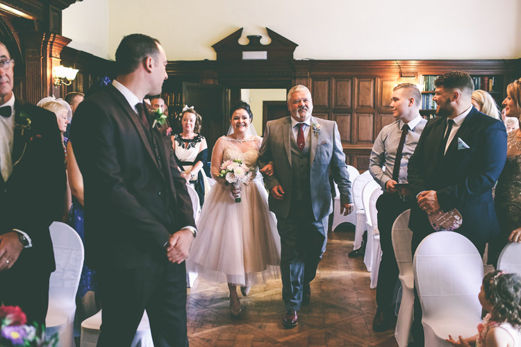 Quirky Vintage Zoo Wedding http://www.emmaboileau.co.uk/
