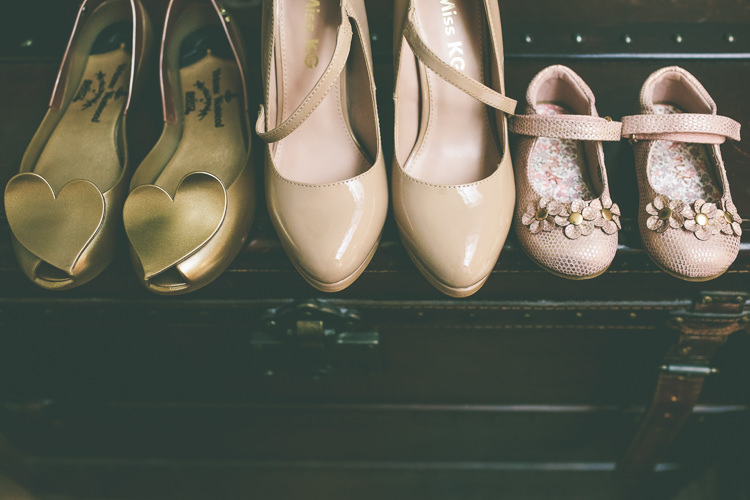 Quirky Vintage Zoo Wedding http://www.emmaboileau.co.uk/