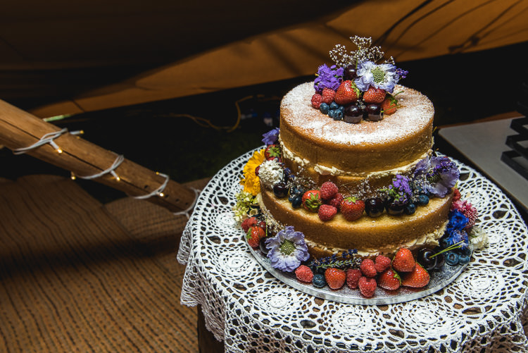 Naked Cake Sponge Layer Fruit Berries Mismatched Farm Tipi Wedding http://www.andrewkeher.co.uk/
