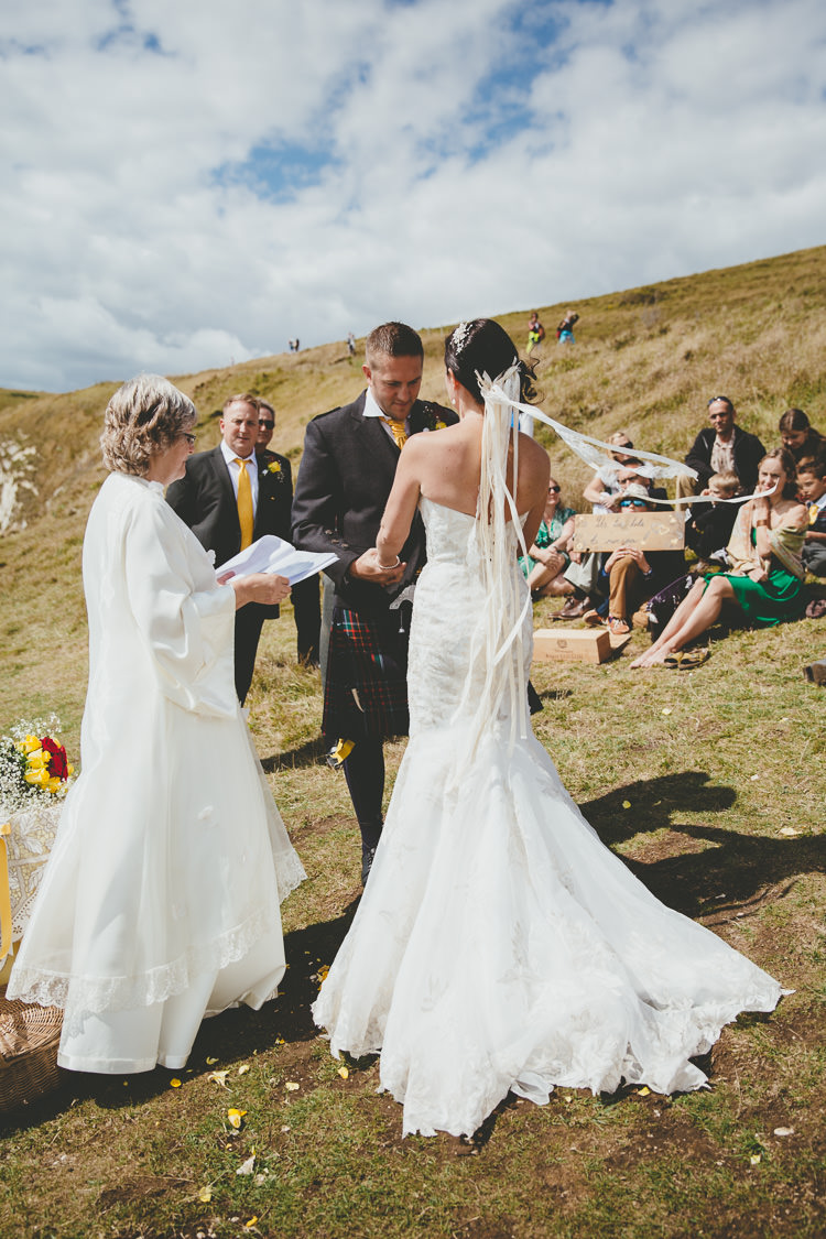 Ribbon Veil Bride Bridal Accessory Durdle Door Cliff Wedding http://www.paulunderhill.com/