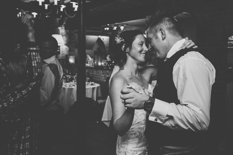 Durdle Door Cliff Wedding http://www.paulunderhill.com/