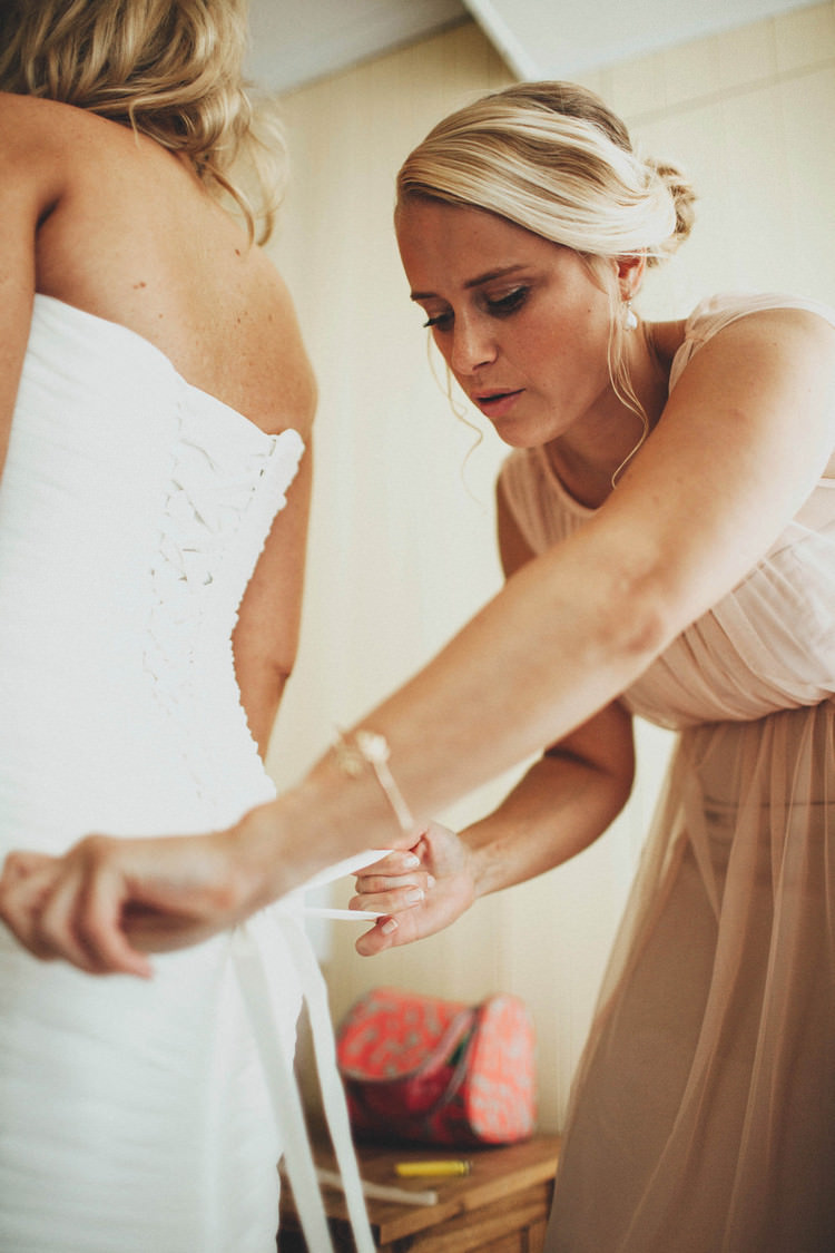 Casual Beach Dusky Pink Wedding http://www.alipaul.com/