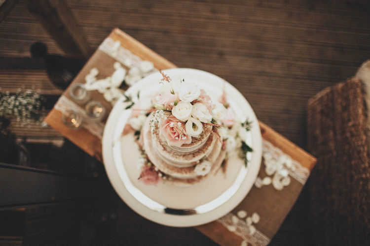 Casual Beach Dusky Pink Wedding http://www.alipaul.com/