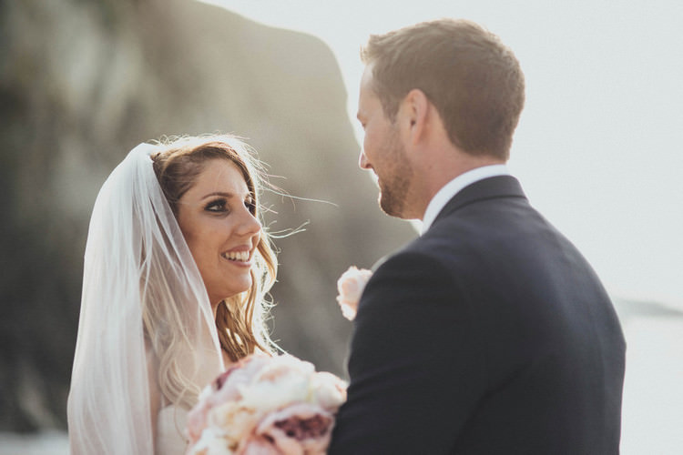 Casual Beach Dusky Pink Wedding http://www.alipaul.com/