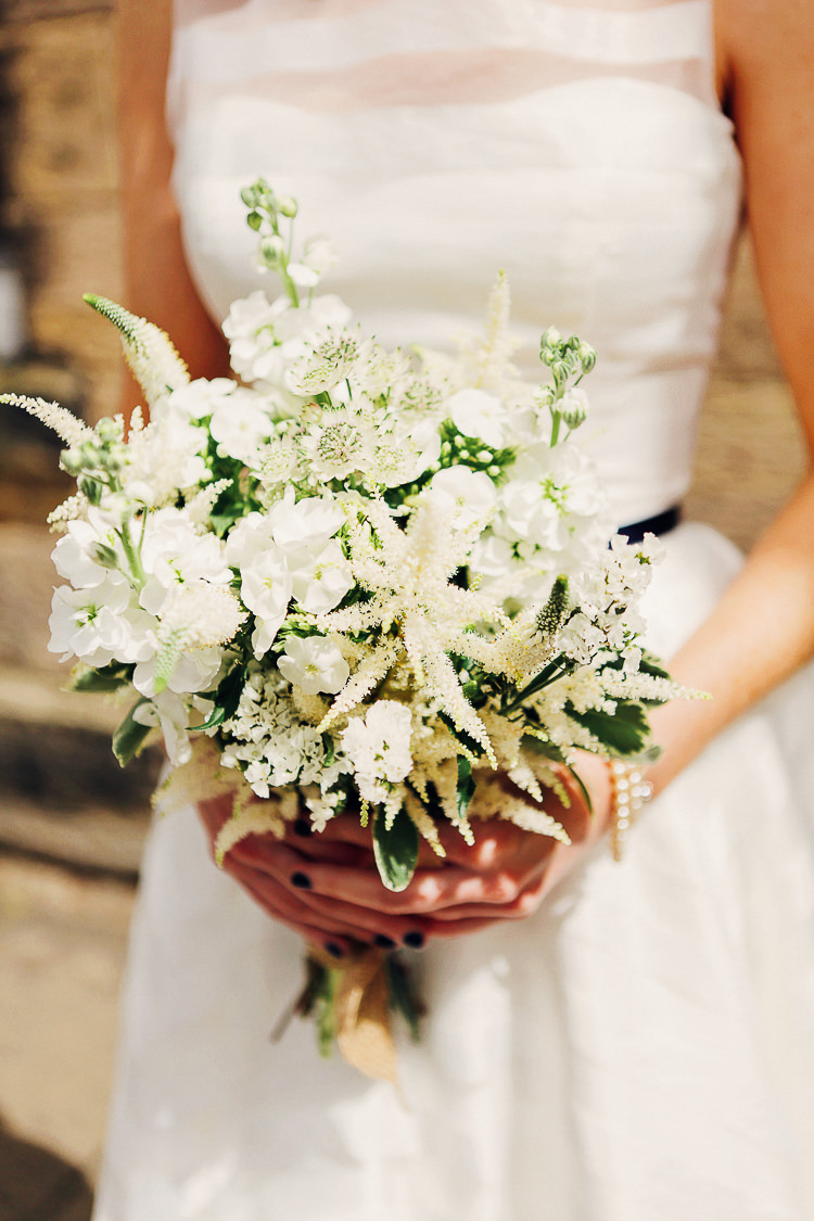 White Bouquet Flowers Bridal Astilbe Astrantia Veronica Phlox Lavender Hare’s Tail Rustic Treehouse Wedding http://helenrussellphotography.co.uk/