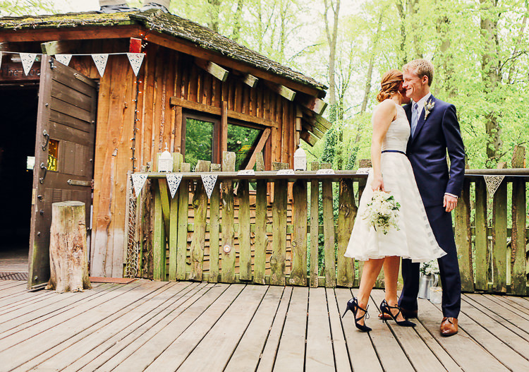 Rustic Treehouse Wedding http://helenrussellphotography.co.uk/