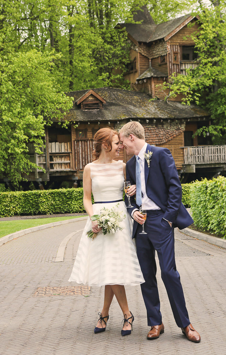 Rustic Treehouse Wedding http://helenrussellphotography.co.uk/