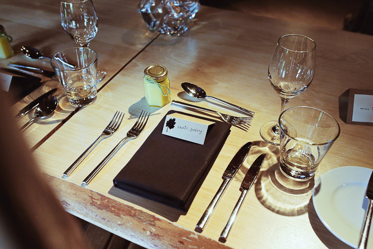 Rustic Treehouse Wedding http://helenrussellphotography.co.uk/