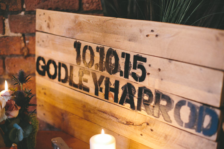 Industrial Indie Autumn City Wedding http://www.elliegracephotography.co.uk/