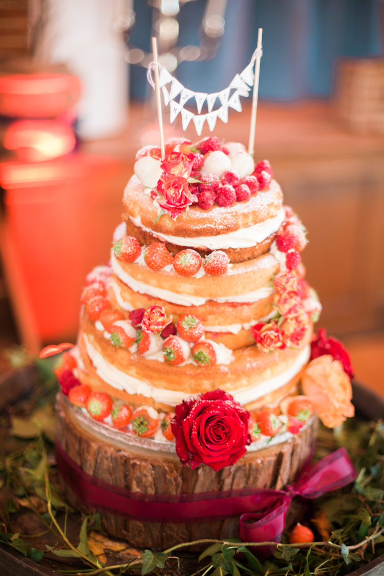 Naked Cake Layers Icing Fruit Bunting Topper Victoria Rustic Autumn Halloween Wedding http://www.samrileyphotography.co.uk/