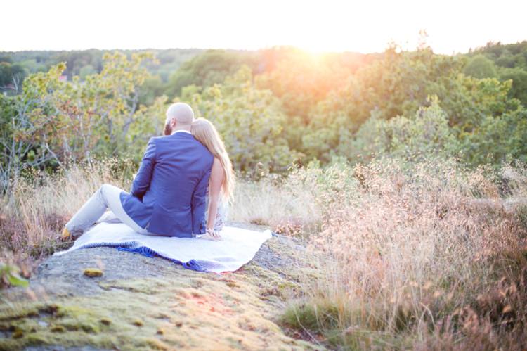 Swedish Sunset Lake Engagement http://cecelinaphotography.com/ 
