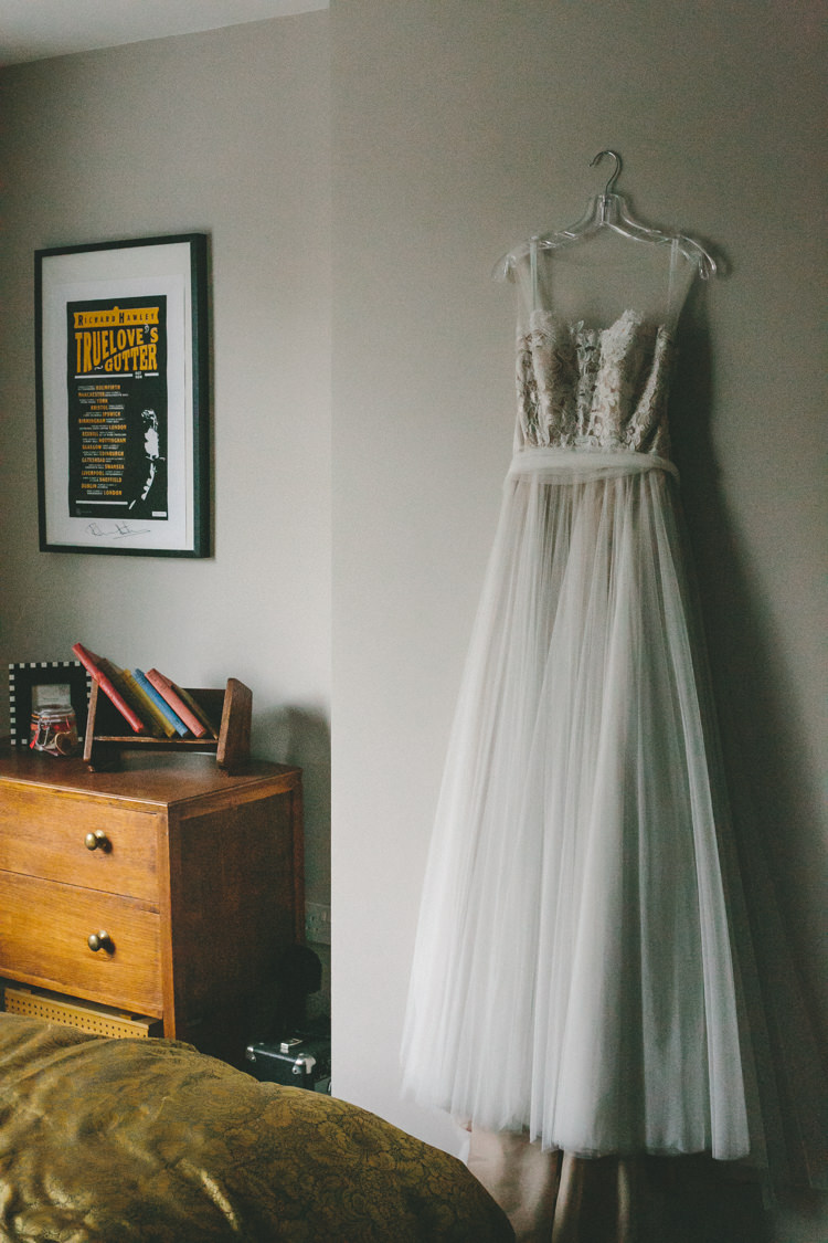 Tulle Floral Dress Gown Bride Bridal Industrial Indie Autumn City Wedding http://www.elliegracephotography.co.uk/
