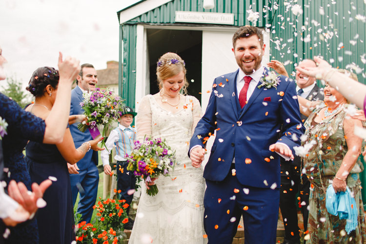 Confetti Throw Charming Floral Filled Wedding http://www.francessales.co.uk/